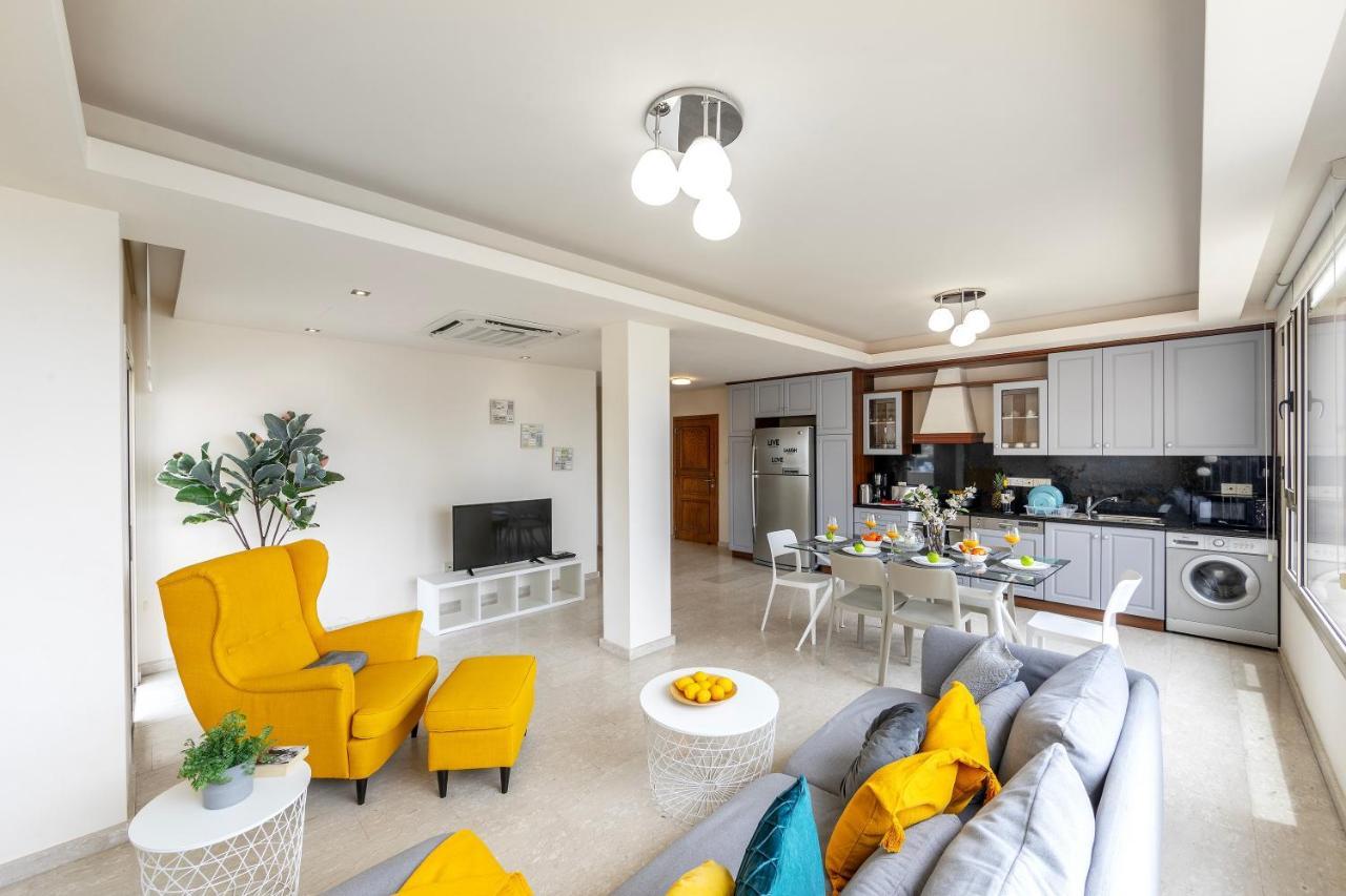 לרנקה Mackenzie Beachfront Eftyhia Suite מראה חיצוני תמונה
