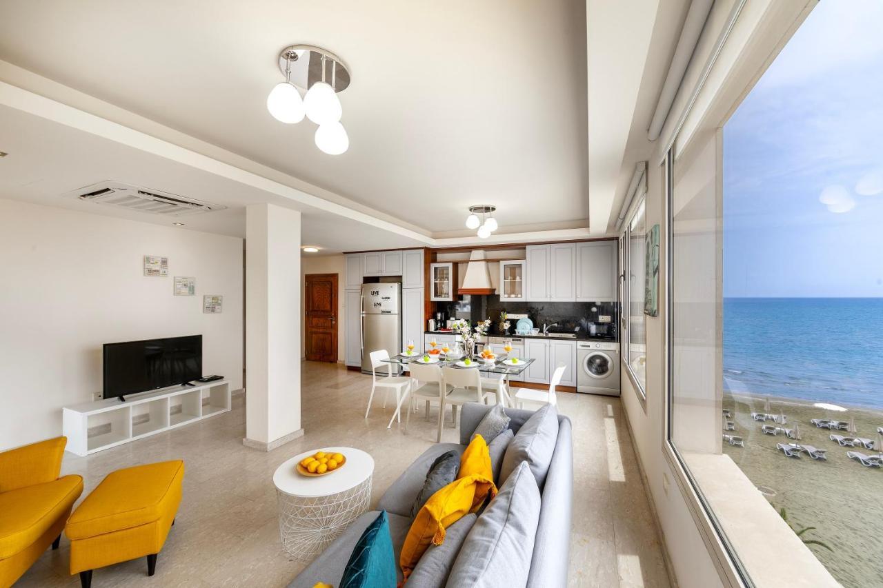 לרנקה Mackenzie Beachfront Eftyhia Suite מראה חיצוני תמונה